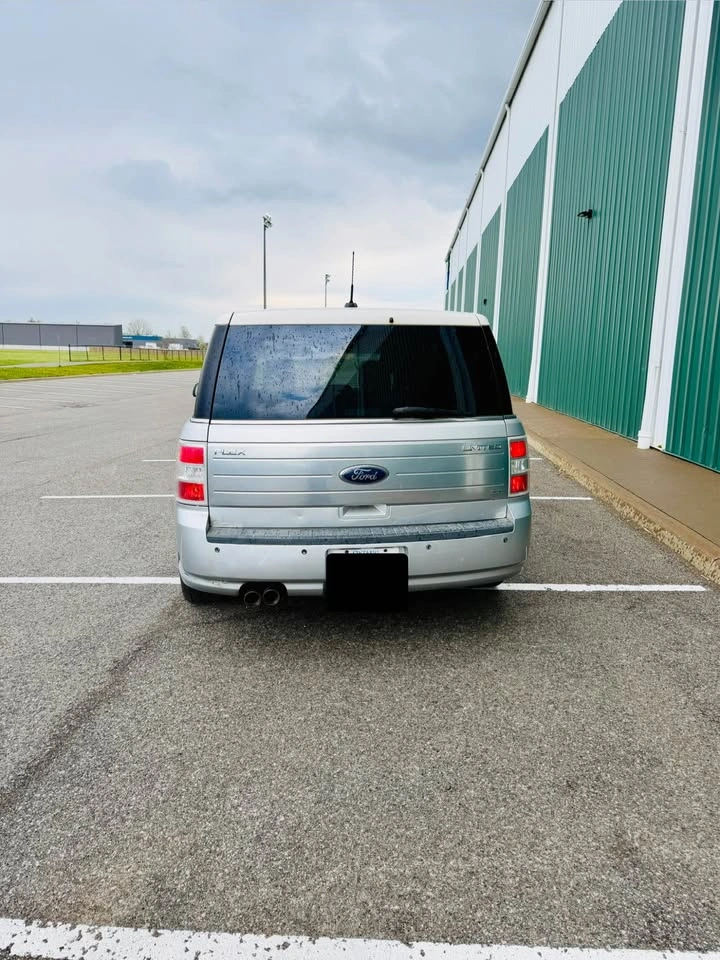2010 Ford Flex Limited AWD - photo 4