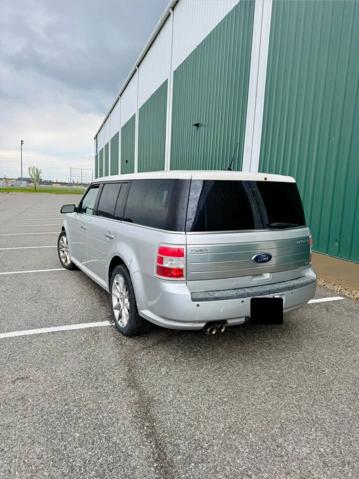 2010 Ford Flex Limited AWD - photo 5
