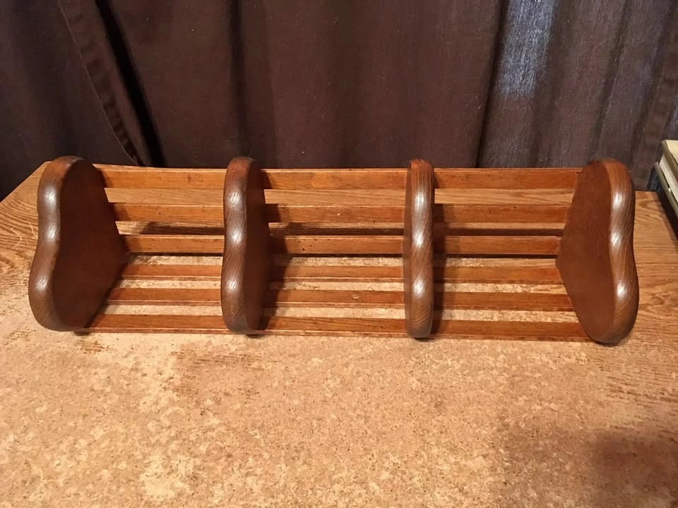 Vintage Wood Heart Corner Shelf - 4 Tier