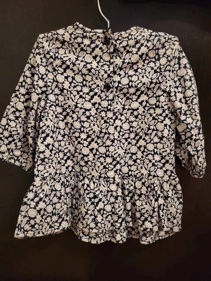 Baby Gap Floral Top 6-12 Months - photo 2