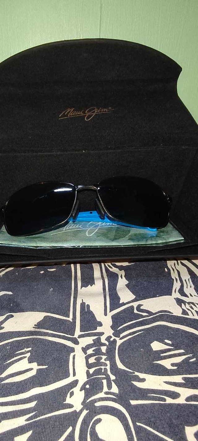 Maui Jim "Long Beach" Sunglasses MJ-240-17B Polarized