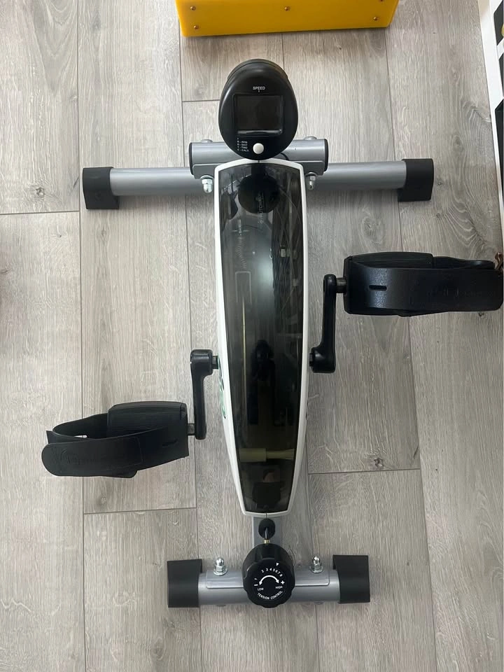 Desk Cycle 2 - photo 3