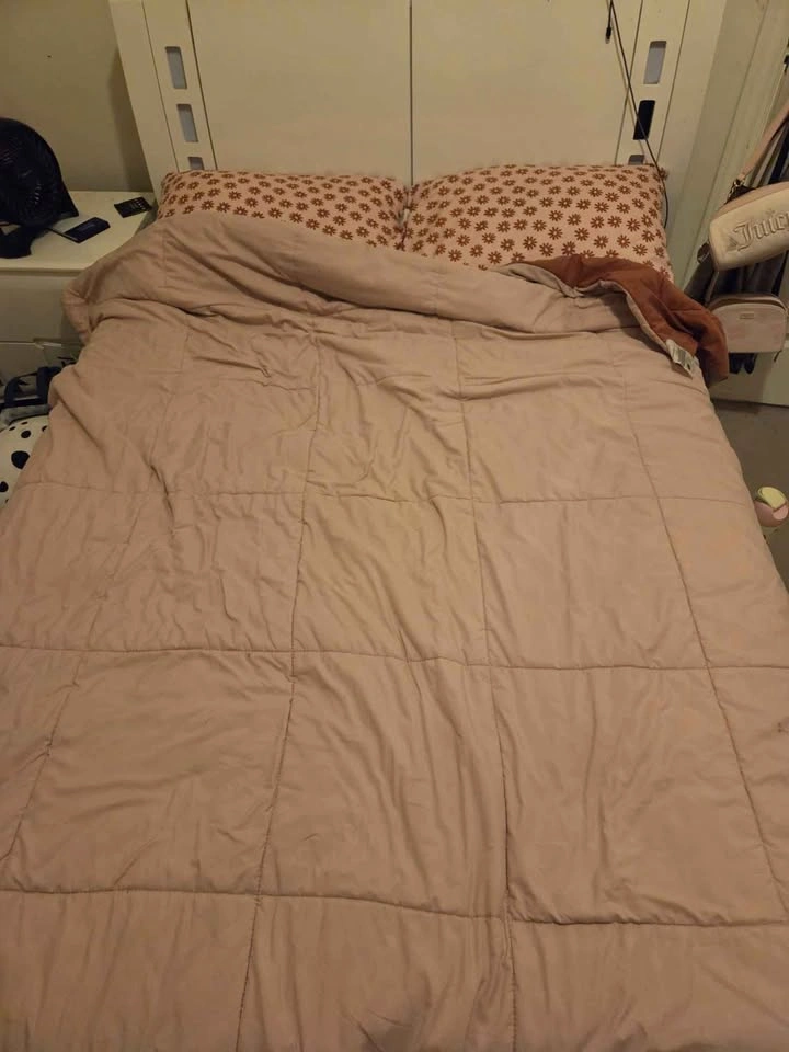 Double sized bed frame for sale - photo 2