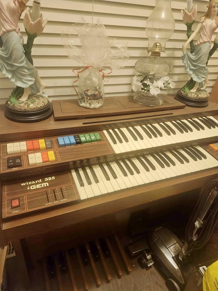 Church organ for sale