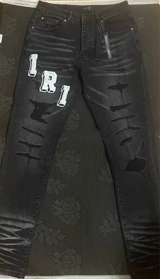 Amiri Black Distressed Jeans - Size 30 - Brand New - photo 2