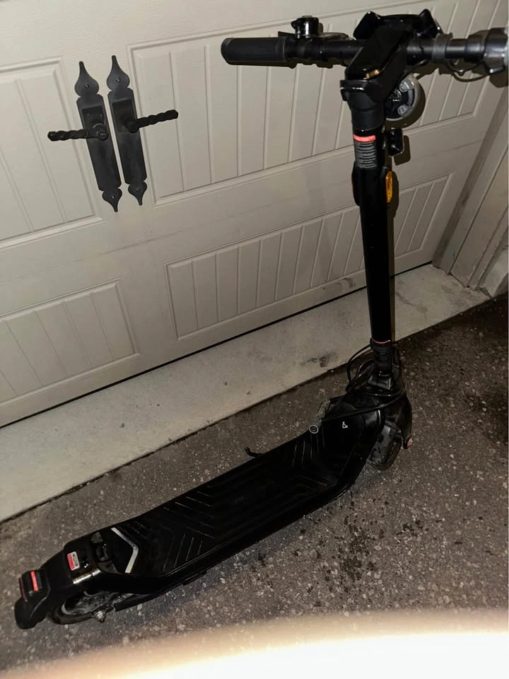 NIU KQi3 Pro Electric Scooter – Great Condition 🔥 - photo 4