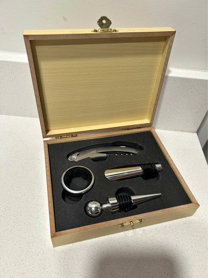 Wine Accessories Opener set