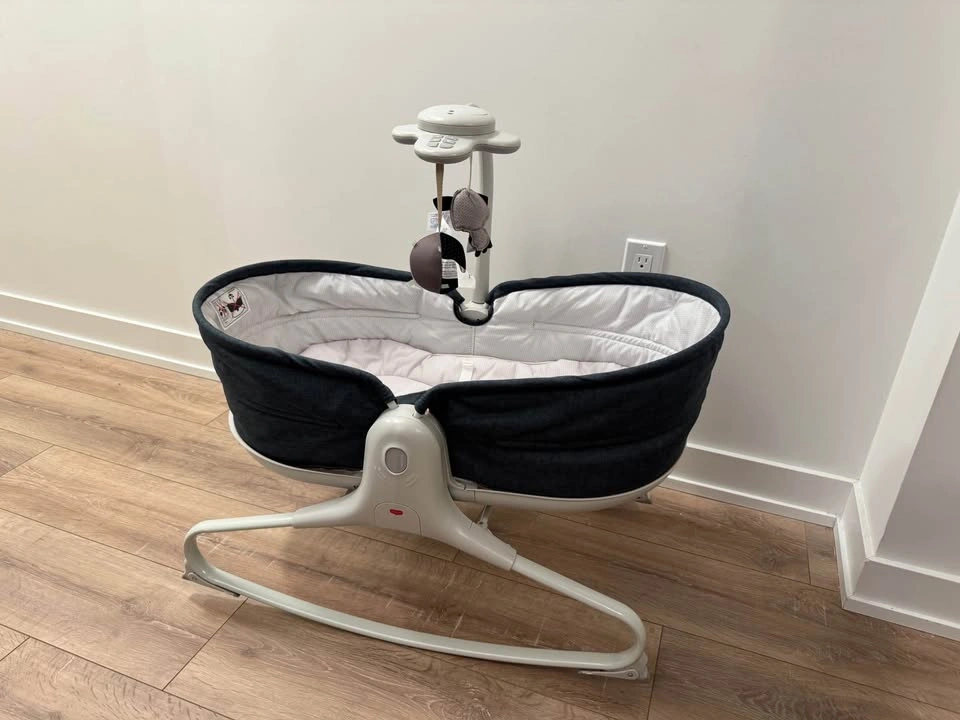 Tiny Love 2-in-1 Bassinet Rocker - photo 2