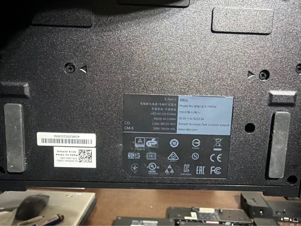 Bundle of Laptop Docks - photo 3