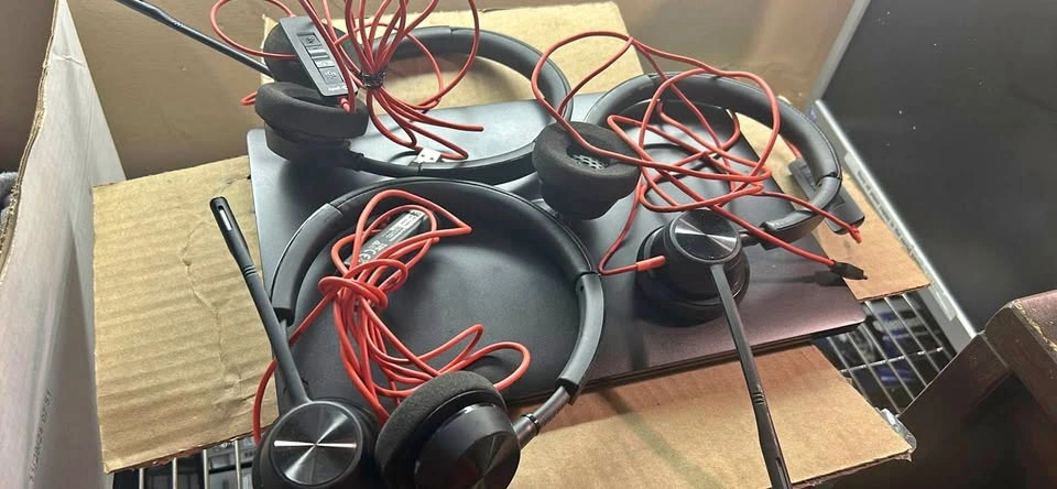 Plantronics Blackwire 3320 Headsets