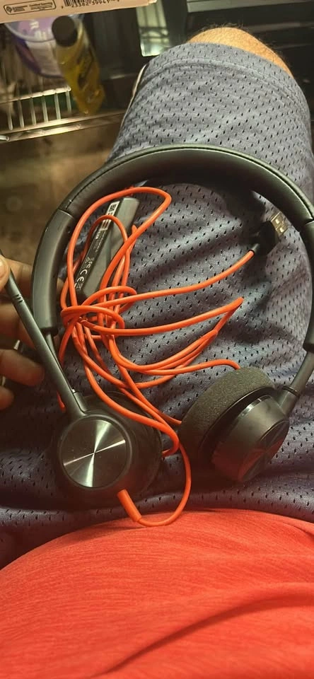 Plantronics Blackwire 3320 Headsets - photo 2