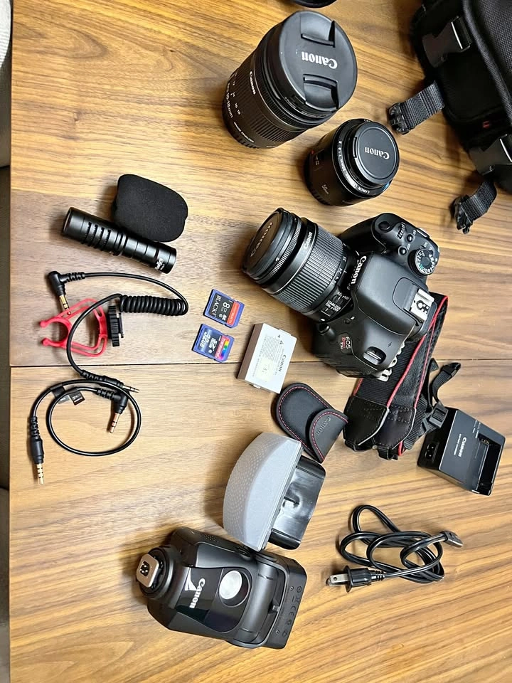 Canon Rebel T3i Kit with 3 Lenses for Photography