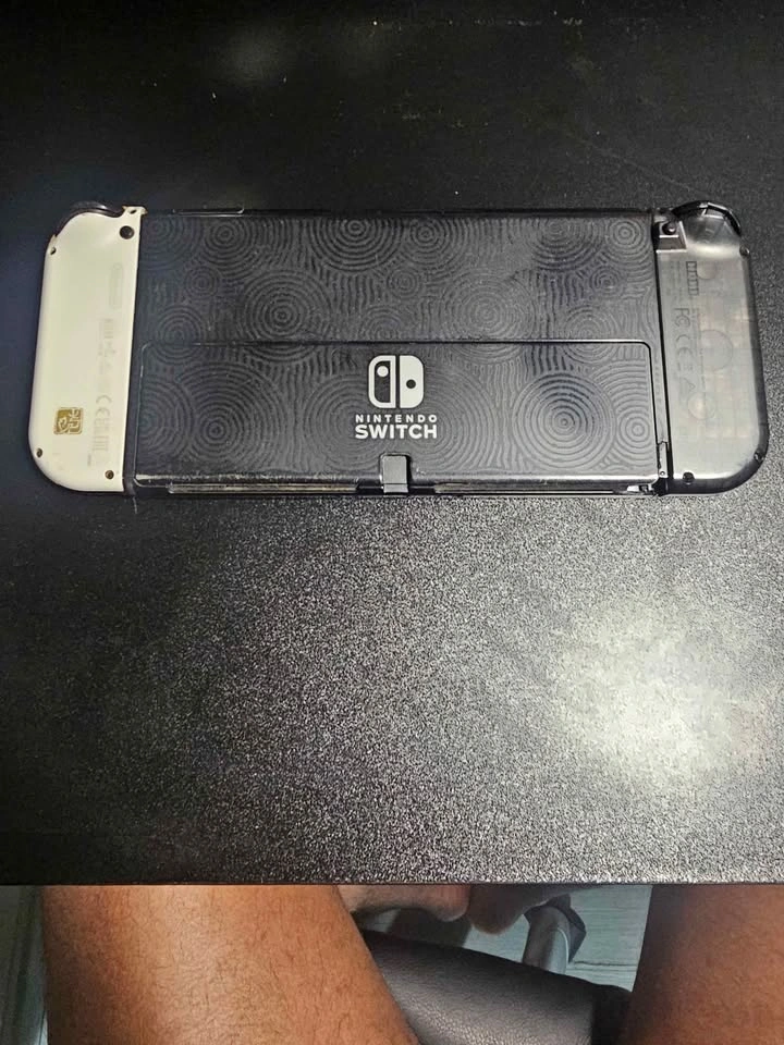 Nintendo Switch OLED for Sale $170 - photo 2