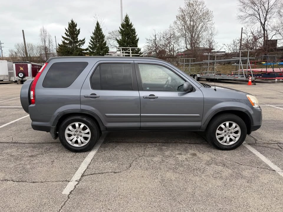 2005 Honda CR-V Special Edition Sport Utility 4D - photo 5