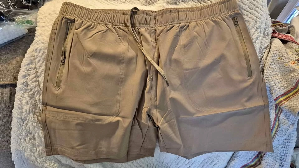 Womans Tan Athletic Shorts with Zipper Pockets XL