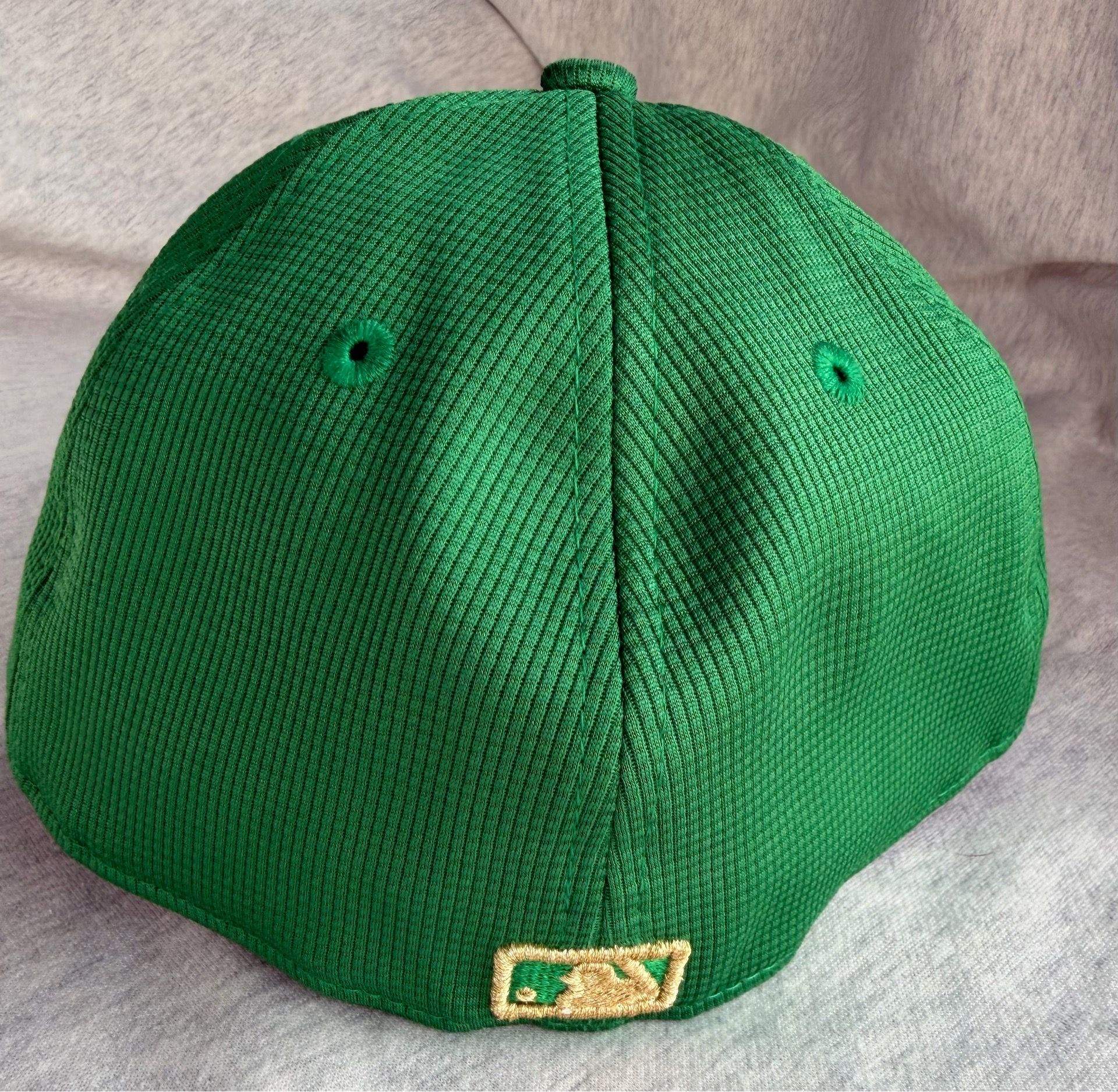 NWOT Chicago White Sox Green & White Gold Trim Fitted Hat $25 - photo 4