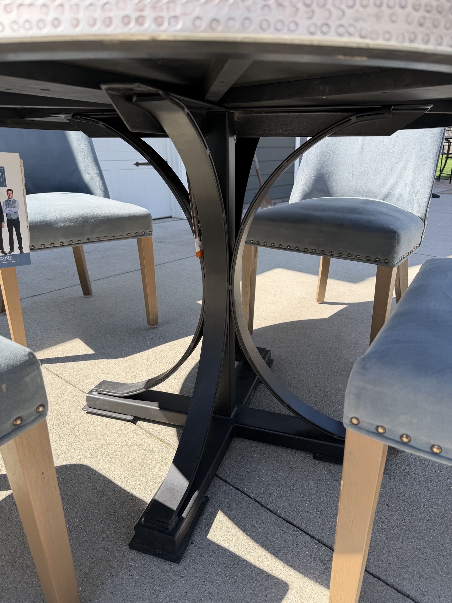 NEW Indoor/Outdoor 50” Round Table with Pedestal Base - $200 - photo 5