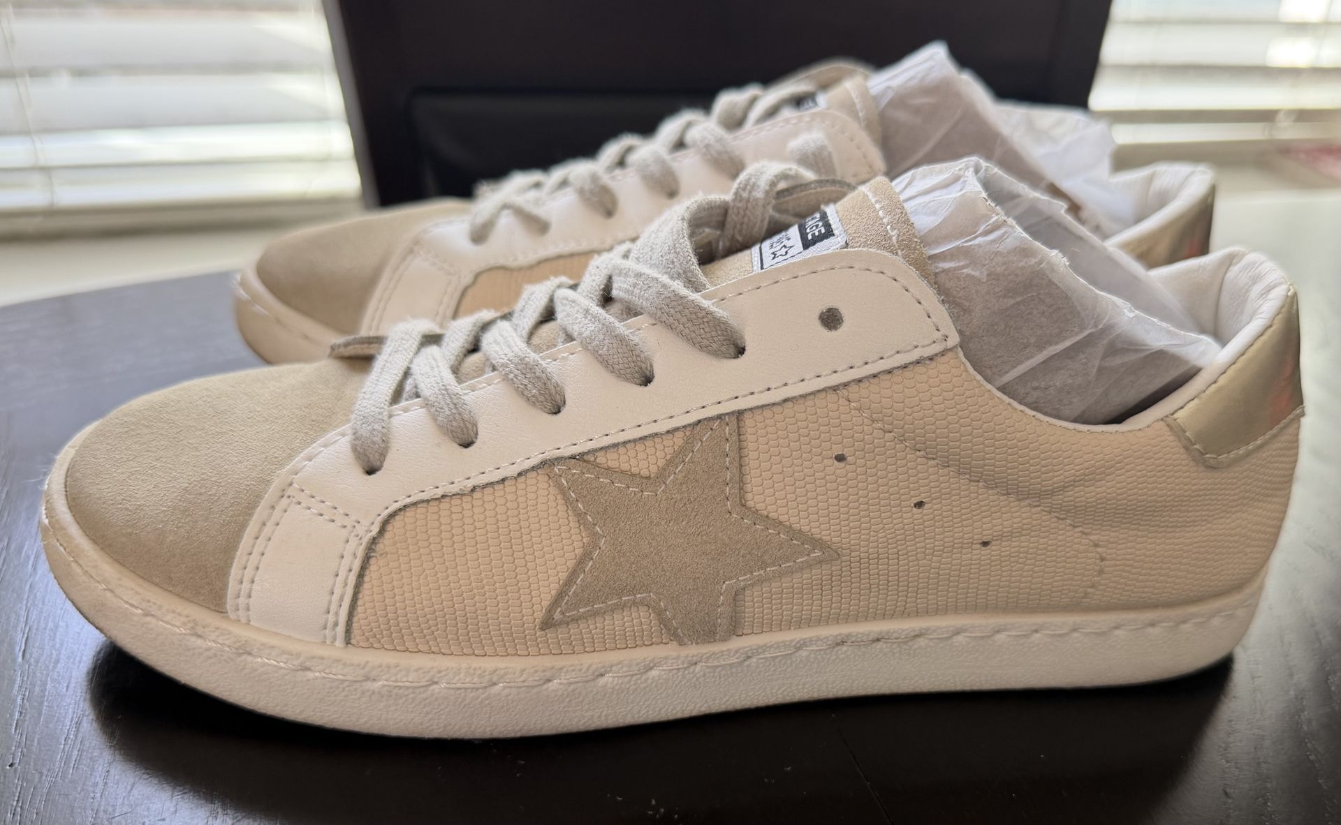 Women’s 7.5 Canvas & suede sneakers, Vintage Havana Bianca