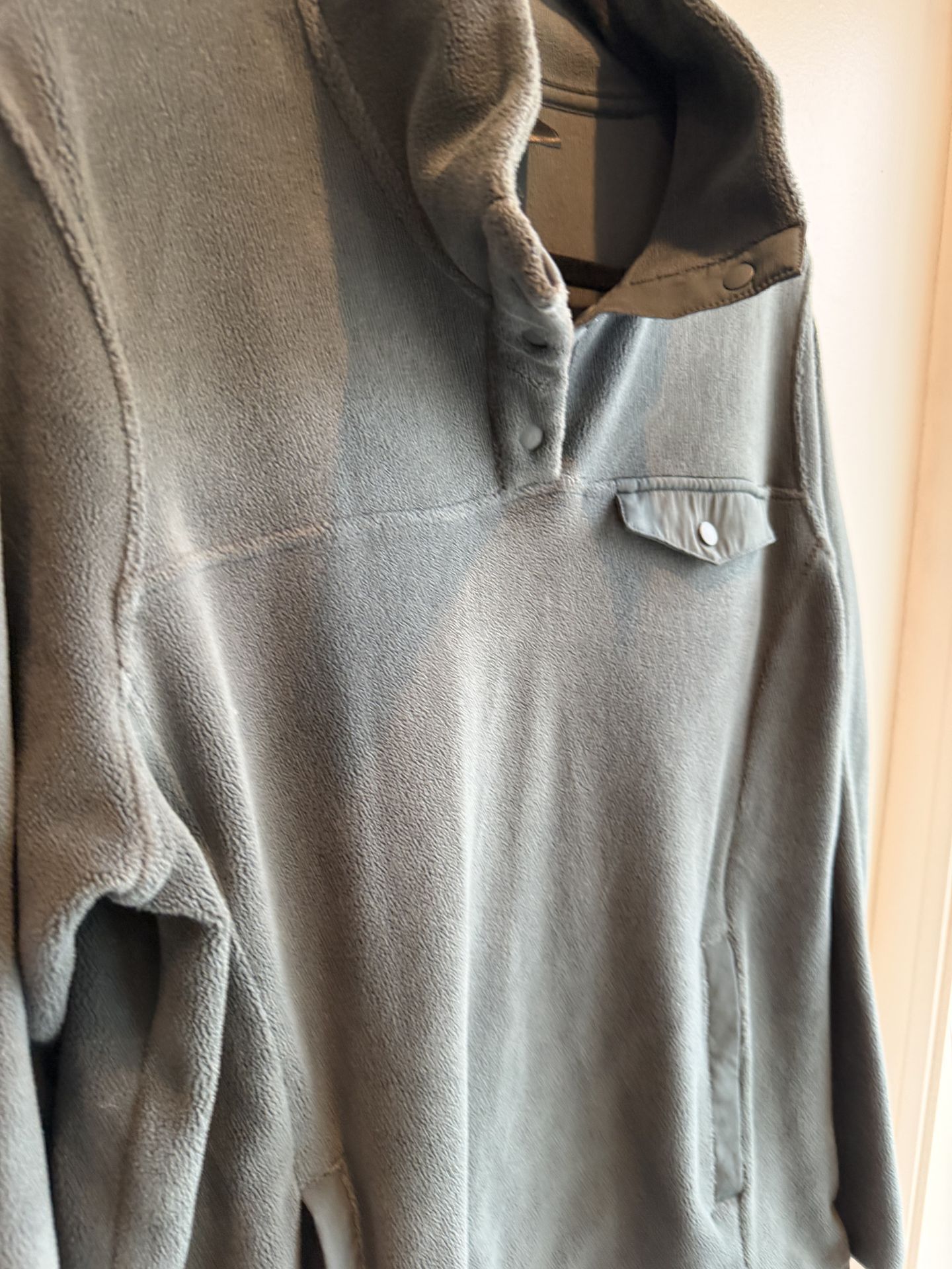 Like New Men’s Medium Blue / Grey Pullover Fleece Jacket $10 - photo 4