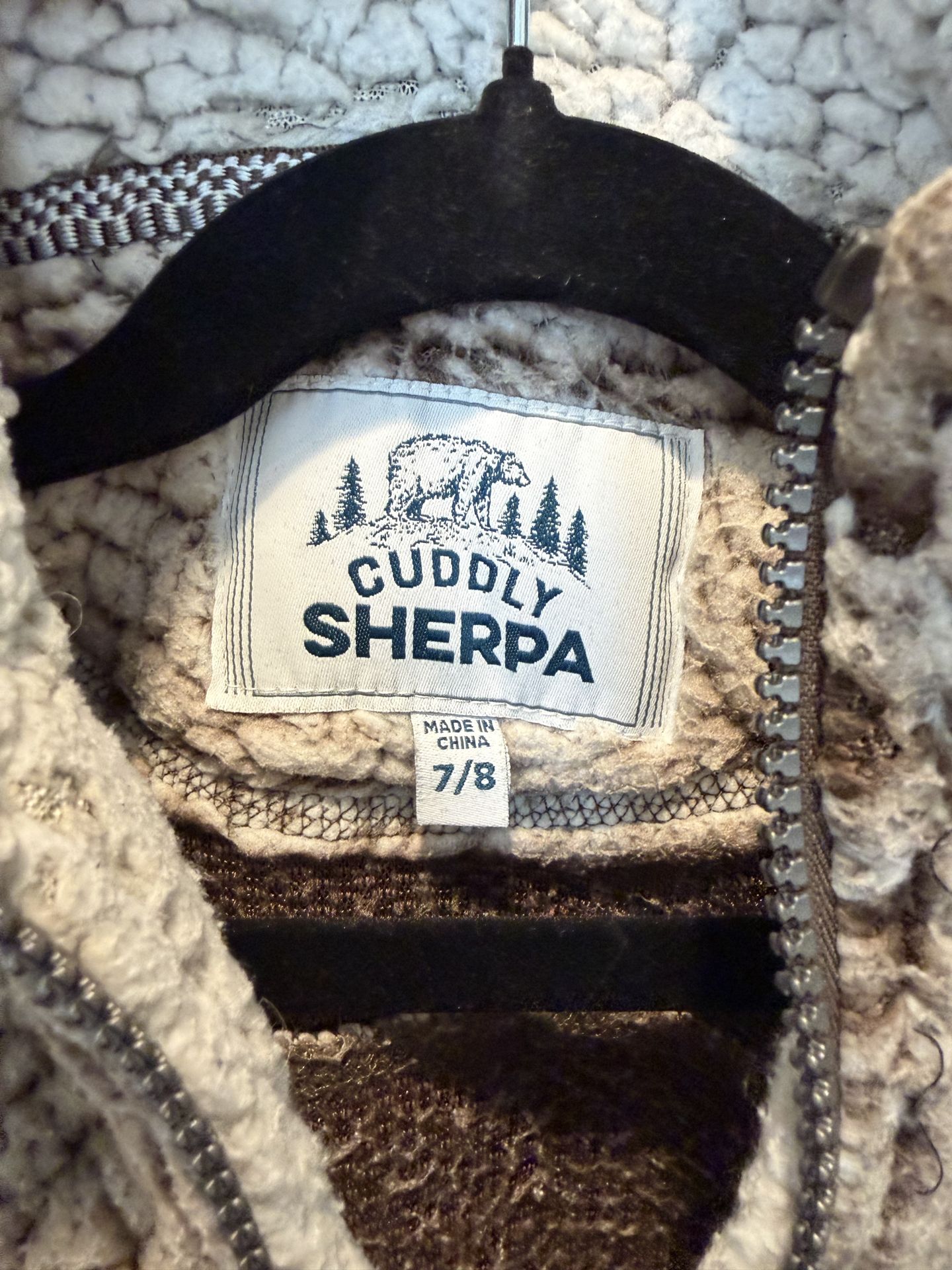 Like New Little Boys Size 7/8 Sherpa Pullover $8 - photo 2