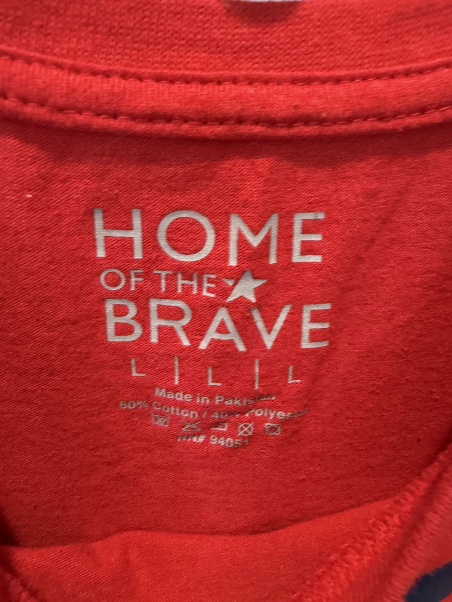 Like New Men's Large USA T-Shirt $10 Home of the Brave - photo 2