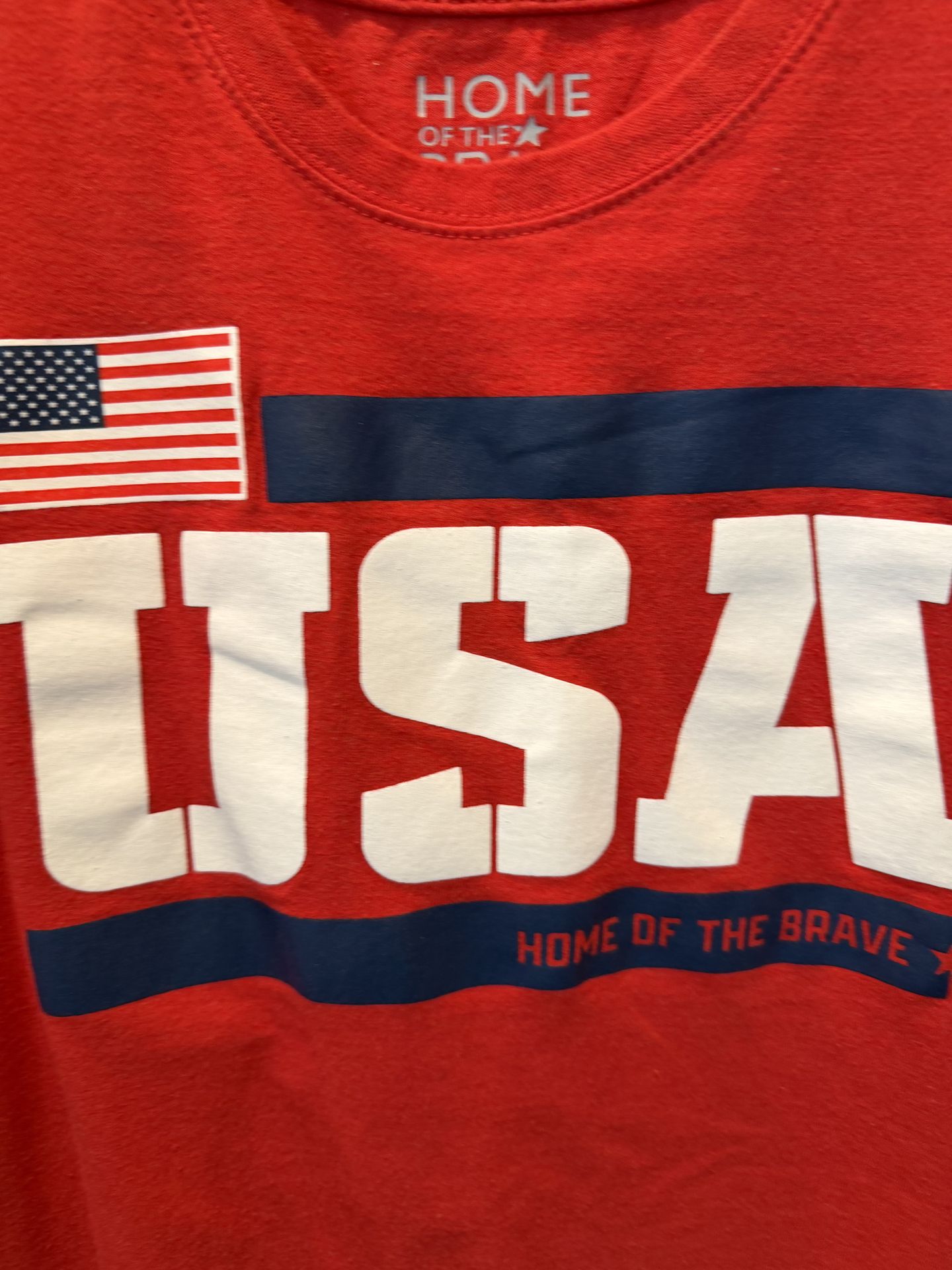 Like New Men's Large USA T-Shirt $10 Home of the Brave - photo 4