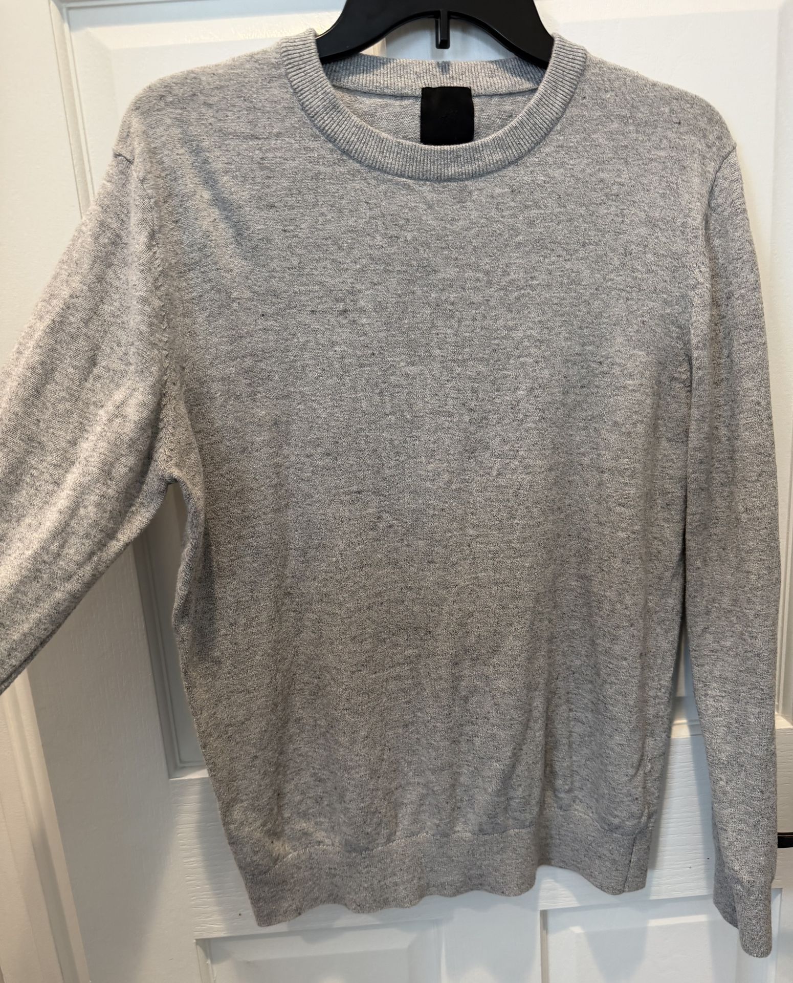 Like New Men’s Medium Grey H&M Sweater $8