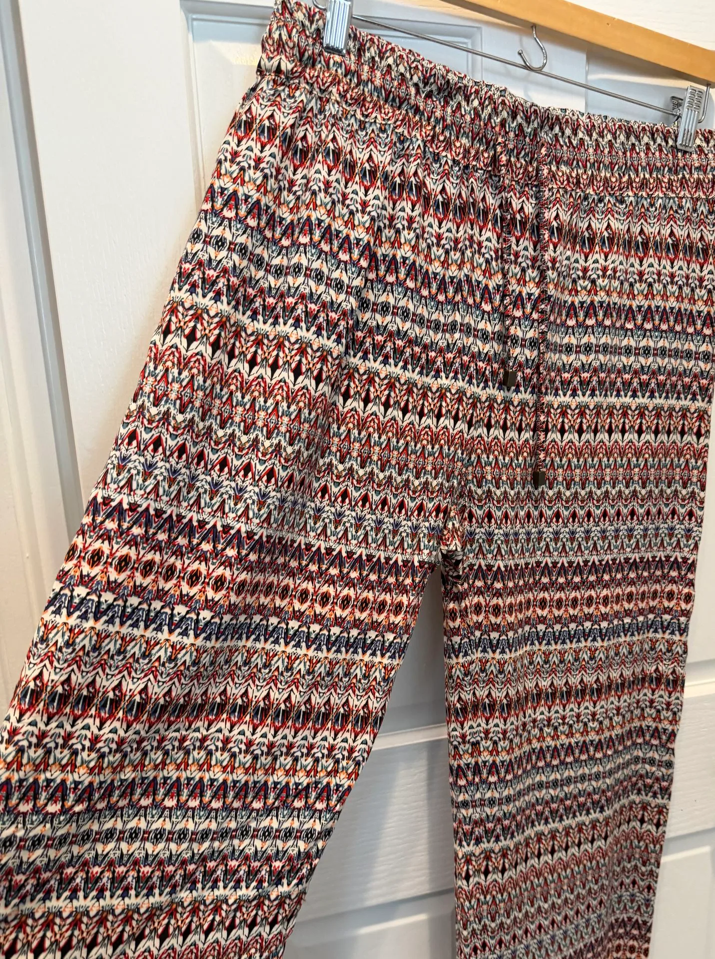 Like New Women’s Large wide-leg pants $10