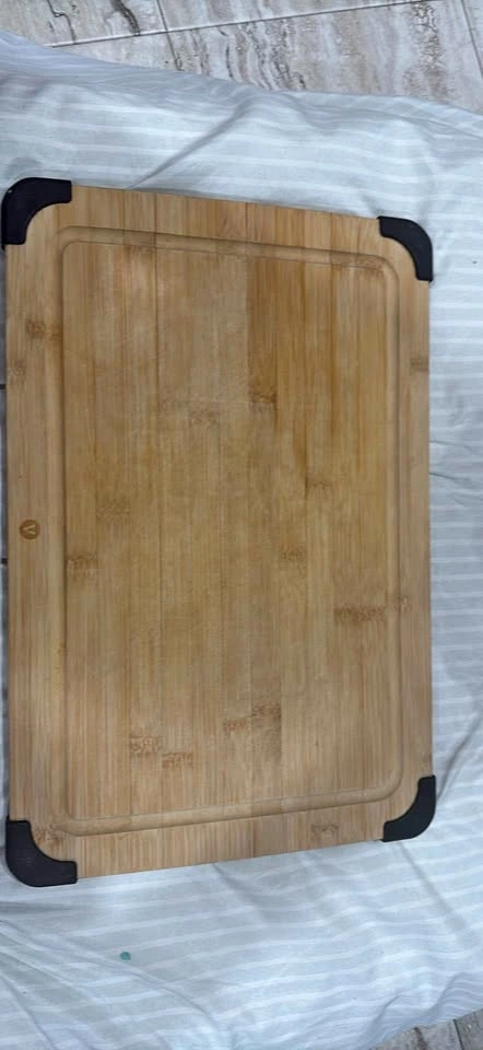 Bamboo Cutting Board with Non-Slip Corners