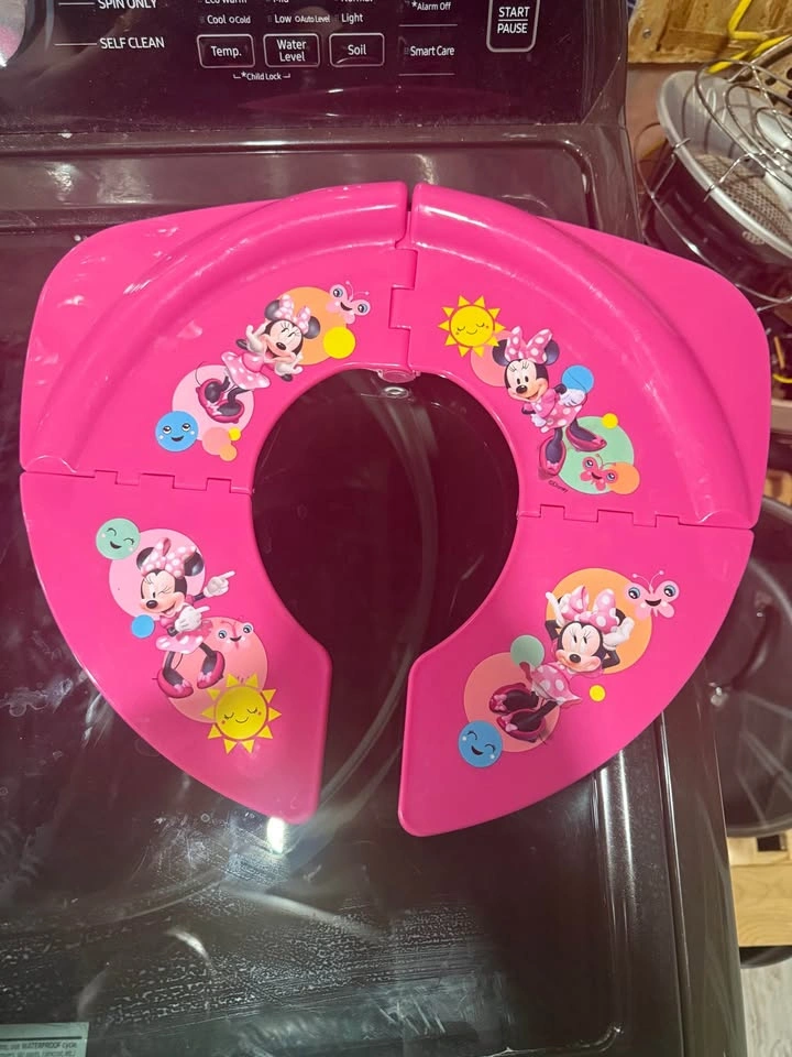 Pink Minnie Mouse Foldable Potty Training Seat - photo 2