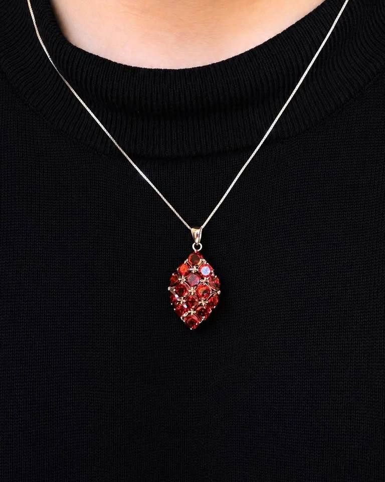 Garnet Cluster Pendant Necklace in Sterling Silver - photo 2