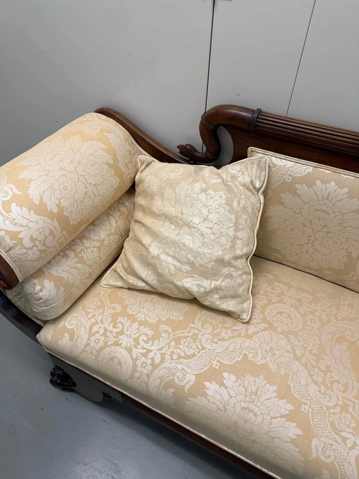 Rare Antique 19th Century American Empire Mahogany Sofa - photo 3