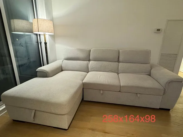 Sofa with pull out bed