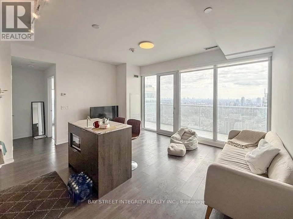 2 Beds 2 Baths Apartment