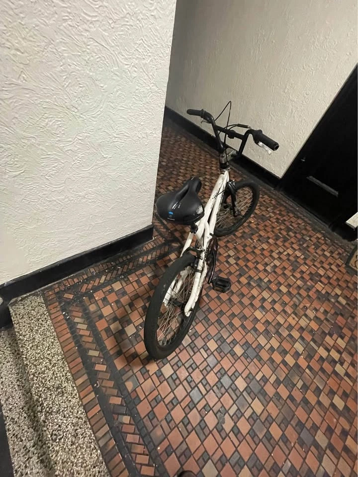 Mongoose Bionic BMX Bike - photo 4