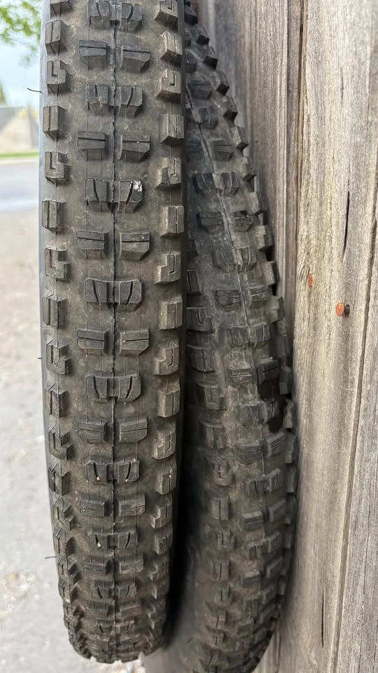 Bontrager SE5 Team Issue Mountain Bike Tires - 29x2.5 Tubeless - photo 5