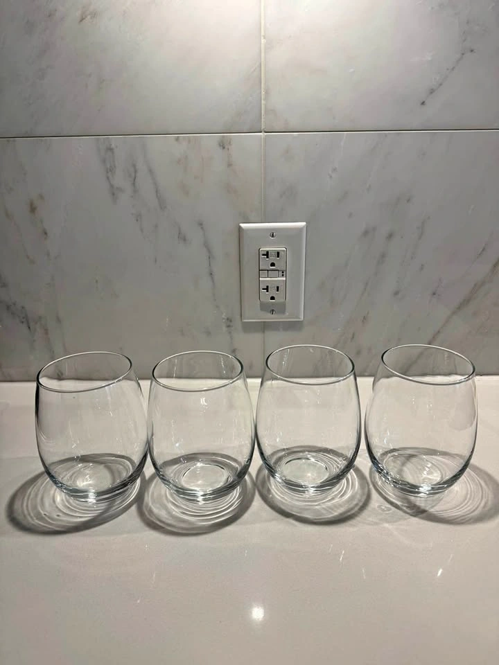 Wine glasses