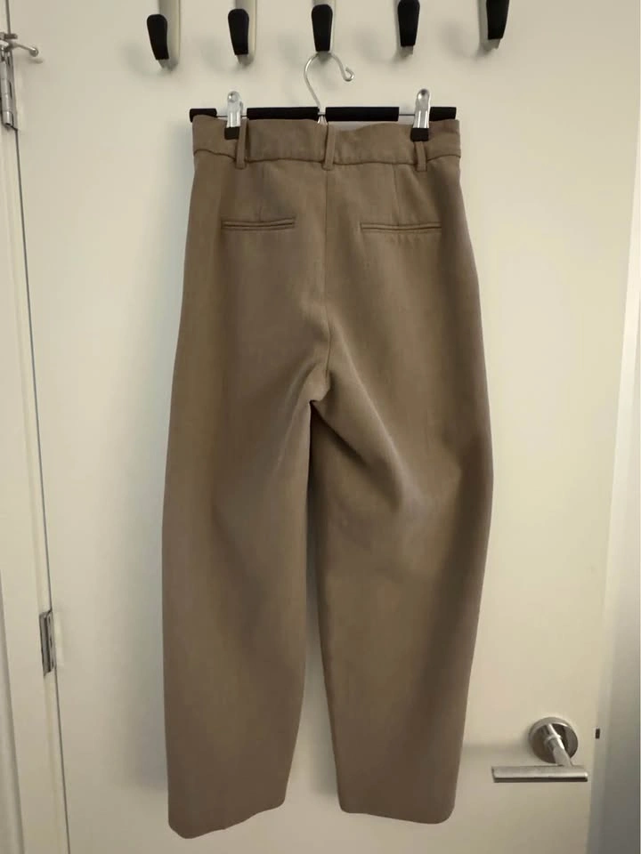 Aritzia Wilfred Carrot Pants Size 4 - photo 3