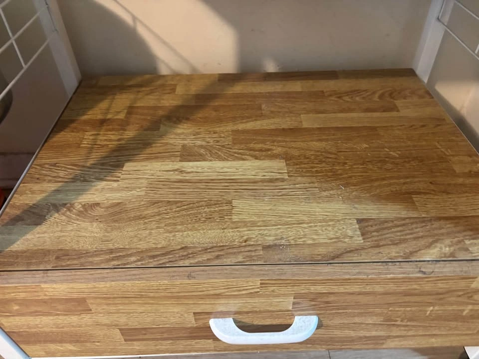 Vanity / Dressing Table with Storage – $80 OBO - photo 4