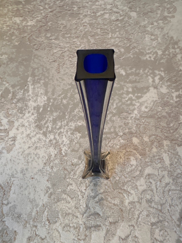 Vintage Murano-Style Cobalt Blue Eiffel Tower Vase - photo 5