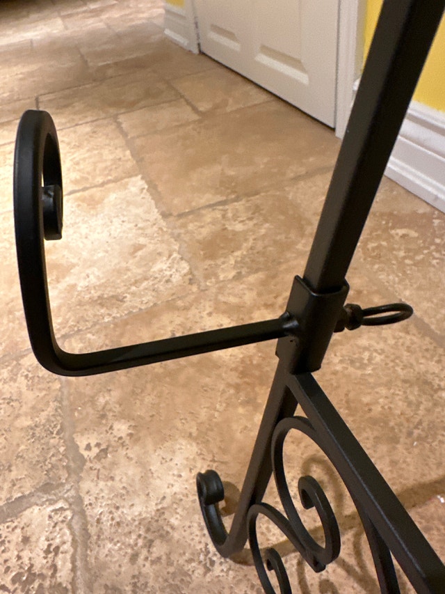 53" Decorative Metal Tripod Floor Easel Stand - photo 5