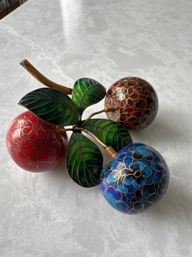 Vintage Chinese Cloisonné Enamel Fruit Ornaments - photo 2