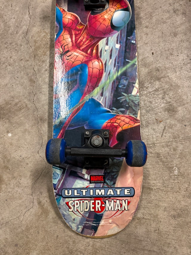 Vintage 2002 Marvel Ultimate Spider-Man Skateboard - photo 3