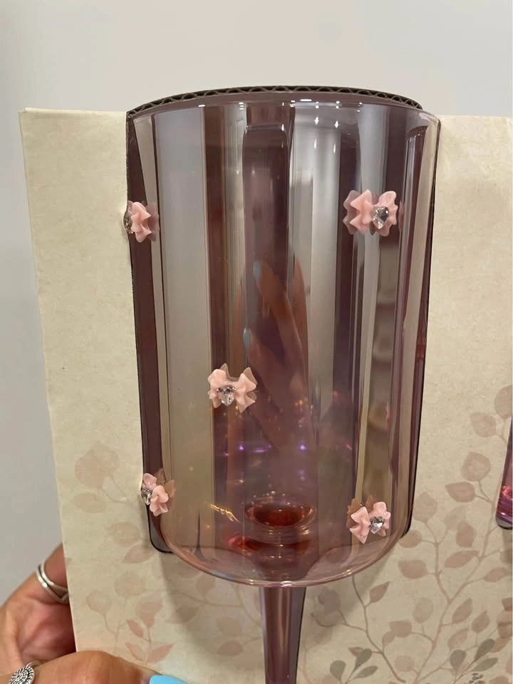Set of 2 Wine Glasses with lil bows - photo 2