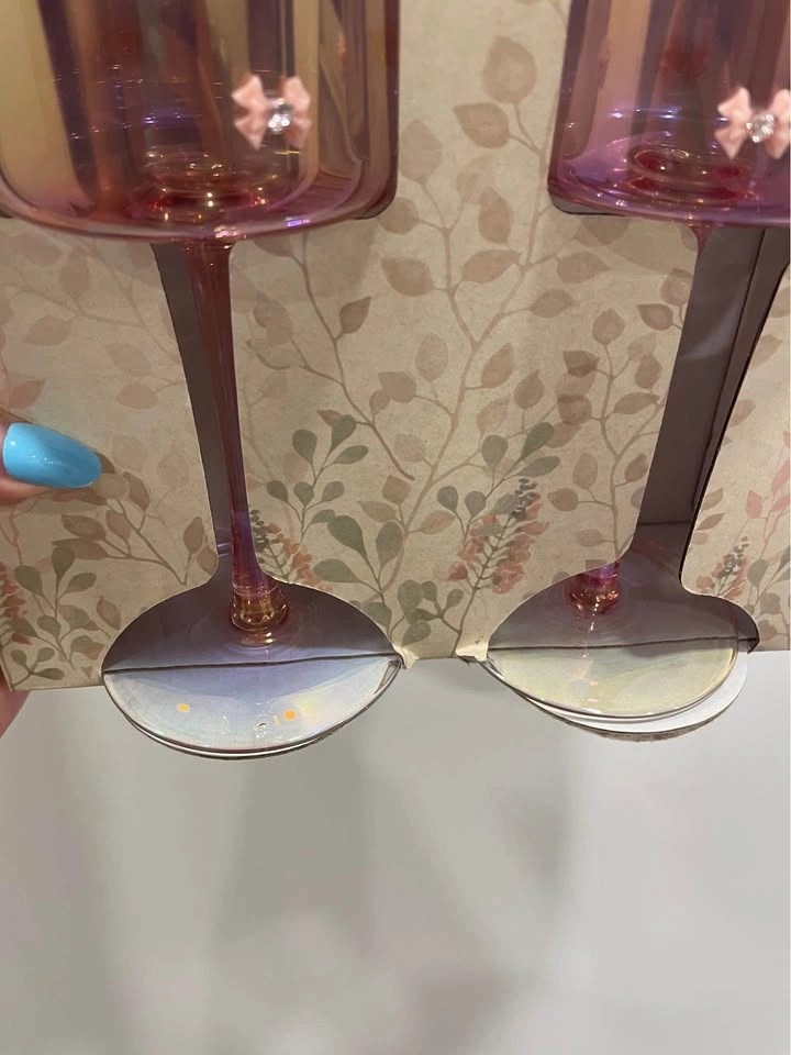 Set of 2 Wine Glasses with lil bows - photo 3