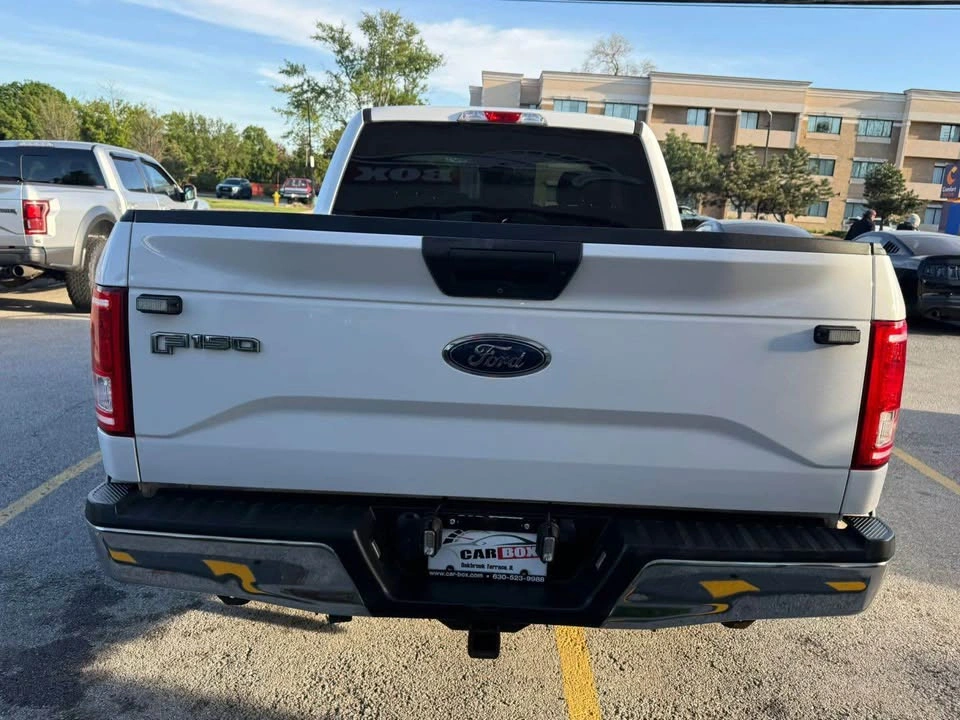 2016 Ford F150 Super Cab XLT Pickup - photo 4