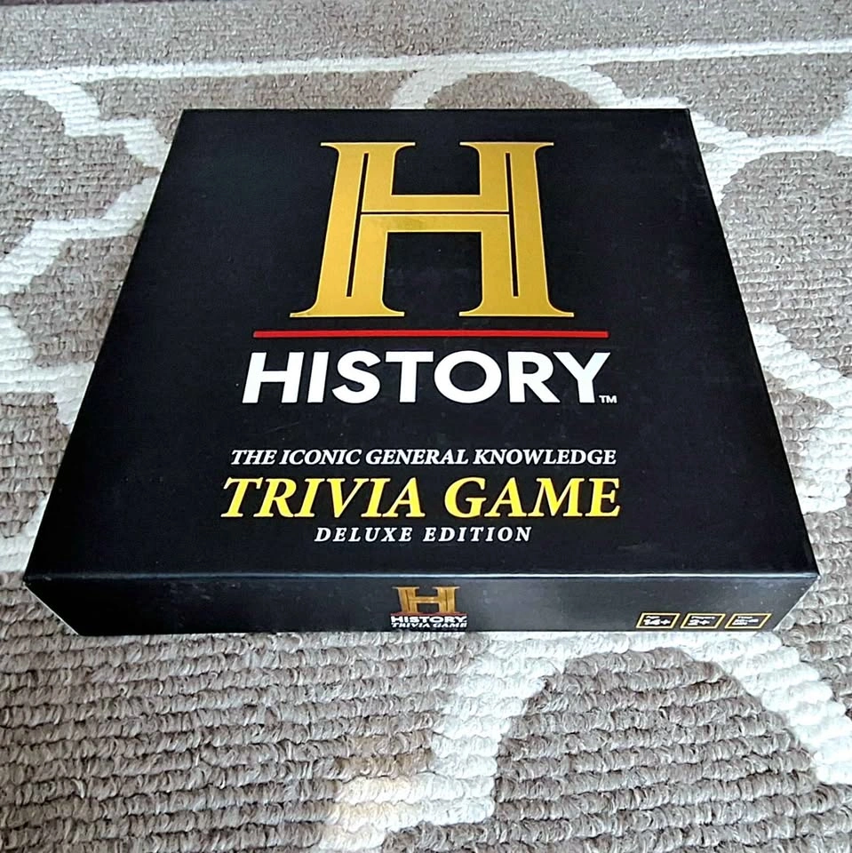 History Trivia Board Game - NEW still wrapped - photo 3