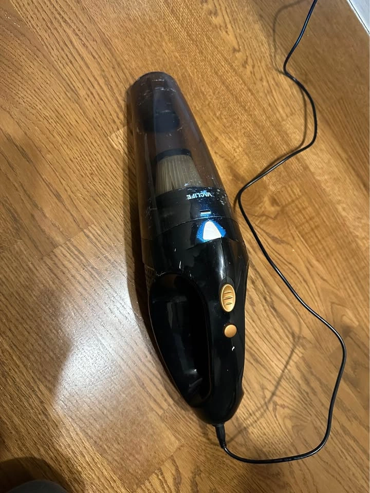 Handheld Vacuum Cleaner - photo 2