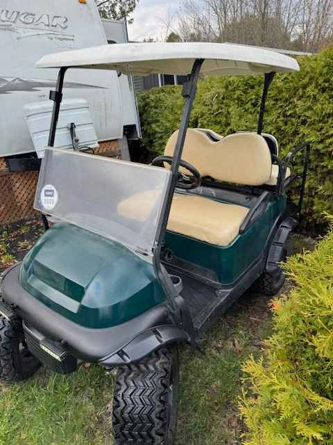Club Car Electric Golf Cart - Seats 4 - photo 3