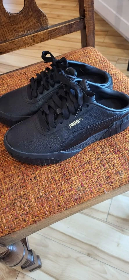 Woman's Puma Slip on sneakers - photo 2